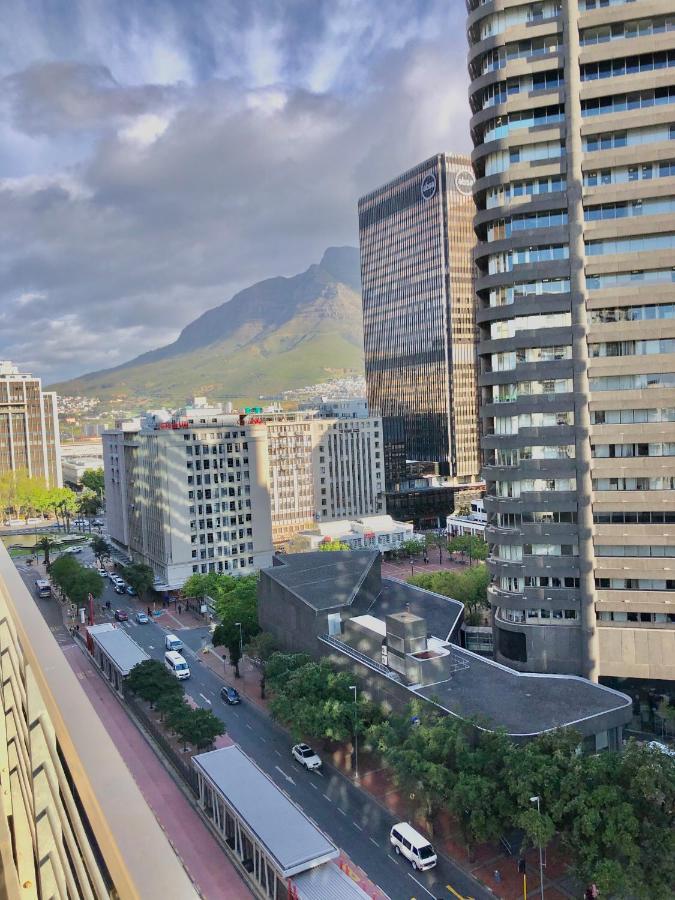 Icon Self Catering Apartment In Cape Town Near Waterfront And Cticc Ngoại thất bức ảnh